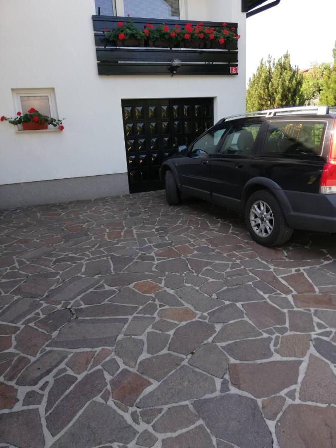 Apartma Pri Olgi *